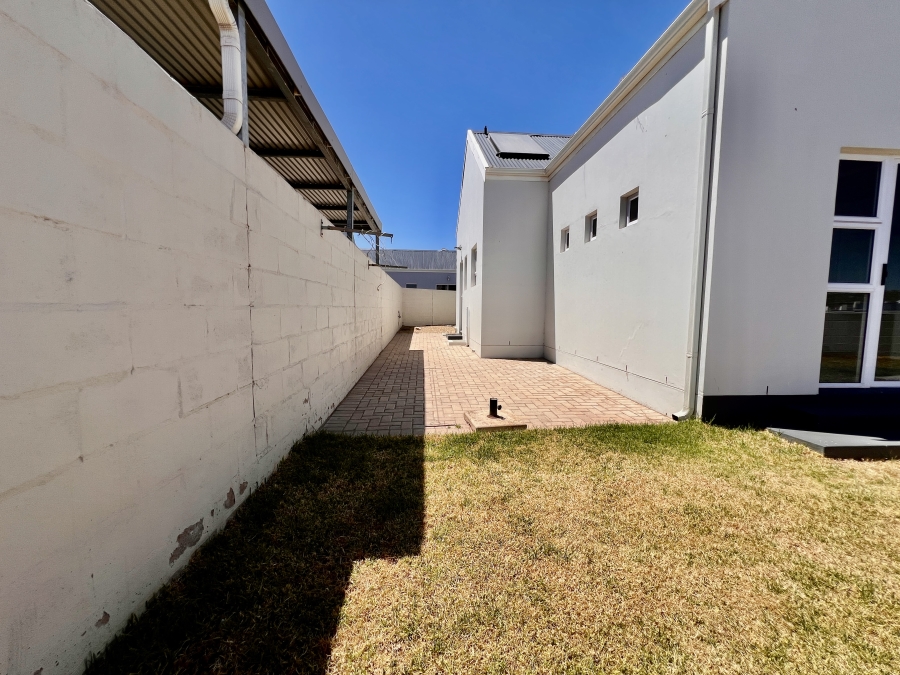 5 Bedroom Property for Sale in Laguna Sands Western Cape